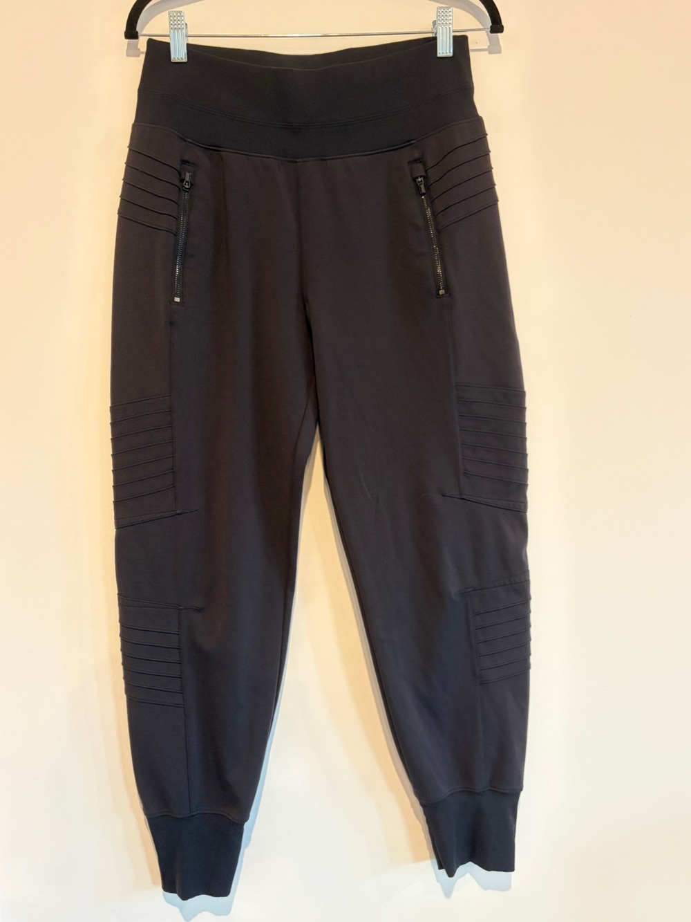 Athleta Venice Moto Jogger Pants Charcoal Black Texture Rib Size Medium / M